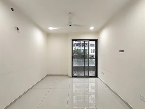 Spacious 4 BHK Luxury Apartment