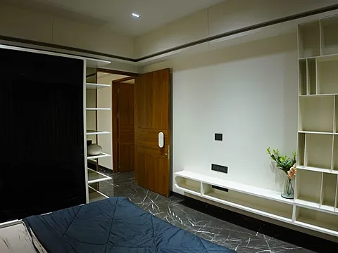 Spacious 3 BHK Luxury Apartment
