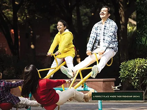 Modern 2 BHK Flat with Excellent Connectivity