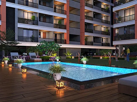 Spacious 4 BHK Luxury Apartment