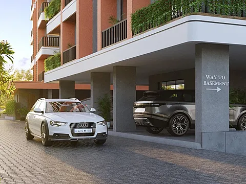Spacious 4 BHK Luxury Apartment