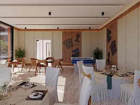 Spacious 4 BHK Luxury Apartment