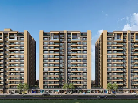 Spacious 4 BHK Luxury Apartment