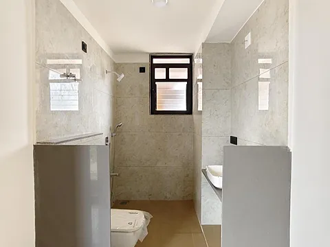 Ready To Move Spacious 3BHK Apartment