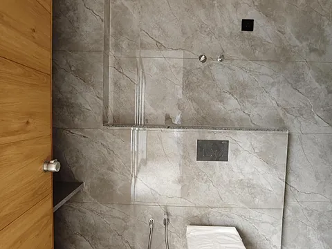 Ready To Move Spacious 3BHK Apartment