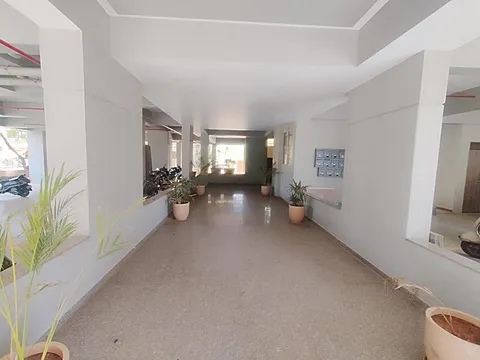 Spacious 2 BHK Luxury Apartment