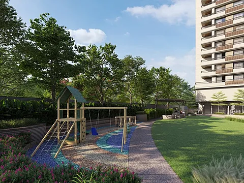 Spacious 4 BHK Luxury Apartment