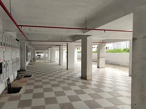 Ready To Move Spacious 2 BHK Apartment