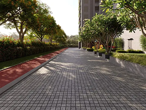 Modern 4 BHK Flat with Excellent Connectivity