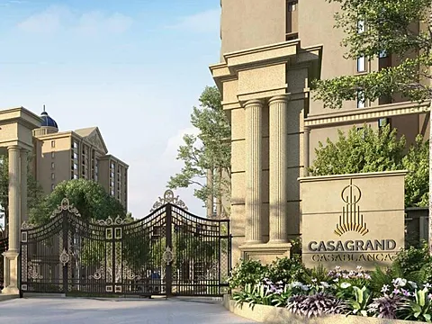 Modern 2 BHK Flat with Excellent Connectivity