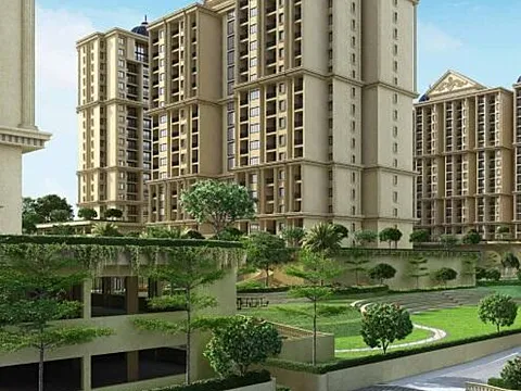 5 BHK With Balcony View Apartment For Sale