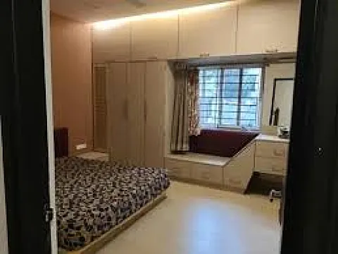 Spacious 4 BHK Luxury Apartment