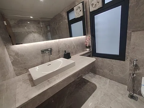 Spacious 3 BHK Luxury Apartment