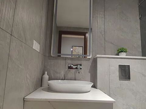 Spacious 3 BHK Luxury Apartment