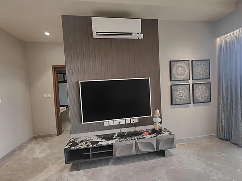 Beautiful 5 BHK Apartment For Sale