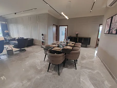 Beautiful 5 BHK Apartment For Sale