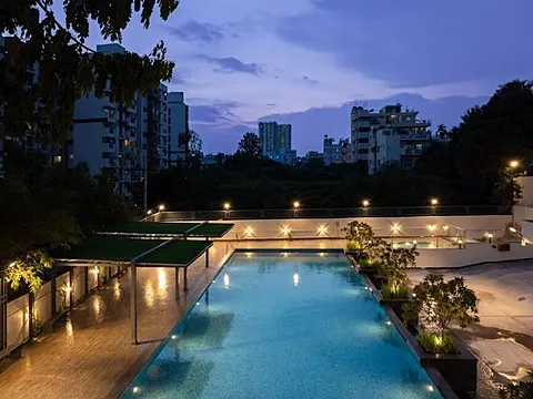 Spacious 4 BHK Luxury Apartment