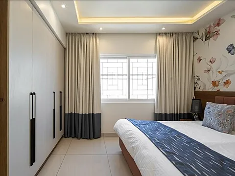 Spacious 4 BHK Luxury Apartment
