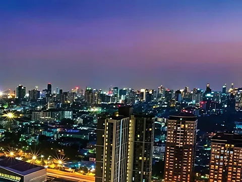 Modern 2 BHK Flat with Excellent Connectivity