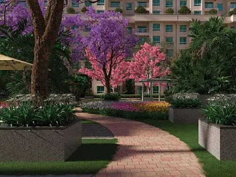 Modern 2 BHK Flat with Excellent Connectivity