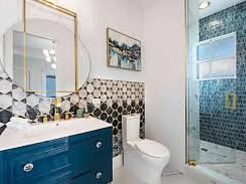 Modern 2 BHK Flat with Excellent Connectivity