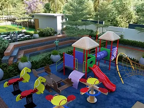 Modern 5 BHK Flat with Excellent Connectivity