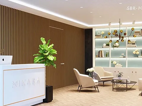 Modern 5 BHK Flat with Excellent Connectivity