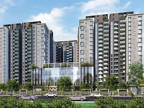 Spacious 4 BHK Luxury Apartment