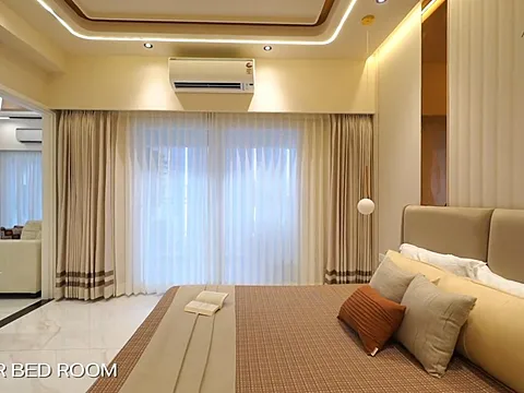 Modern 2 BHK Flat with Excellent Connectivity