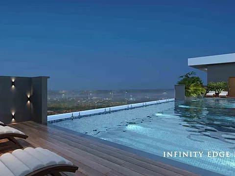 Modern 4 BHK Flat with Excellent Connectivity