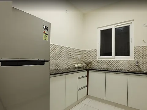 Modern 2 BHK Flat with Excellent Connectivity
