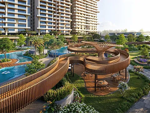Modern 4 BHK Flat with Excellent Connectivity