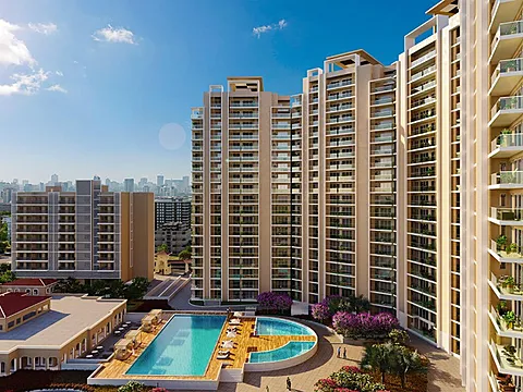 Modern 4 BHK Flat with Excellent Connectivity