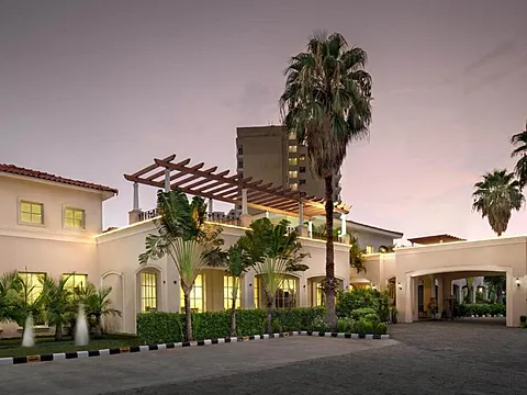 Spacious 5 BHK Apartment