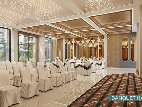 Spacious 4 BHK Luxury Apartment