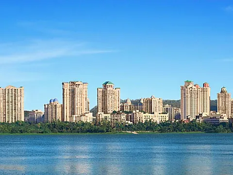 Luxurious 3 BHK Apartment